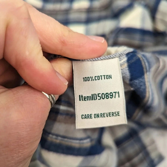 L.L. Bean Relaxed fit flannel blue, brown and cream size medium women's A13 - Picture 6 of 9